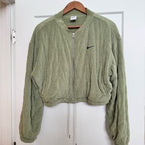 Nike Green Jacket & Matching Shorts